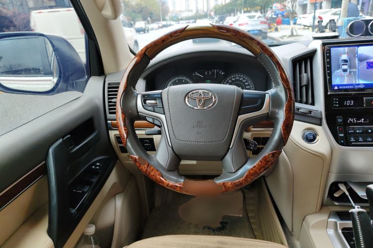 Used Toyota Land Cruiser 2018 4.0L Automatic 7-Seater U.S. Specification
