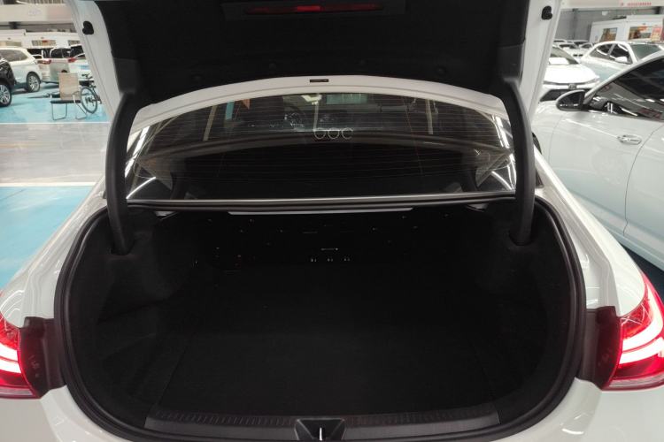 Used Mercedes-Benz A-Class 2022 Restyled A 200 L Sport Sedan Fashion Version