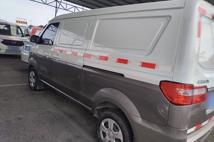 Used Jinbei Hiace X30 2021 1.5L Comfort Model Base Version (No Air Conditioning) Van China VI Standard SWC15M