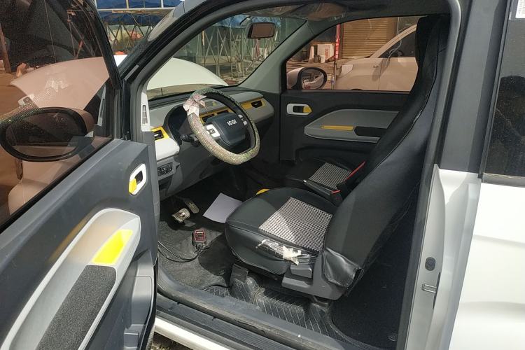 Used Chery QQ Ice Cream 2022 120km Conical Shape Lithium Iron Phosphate