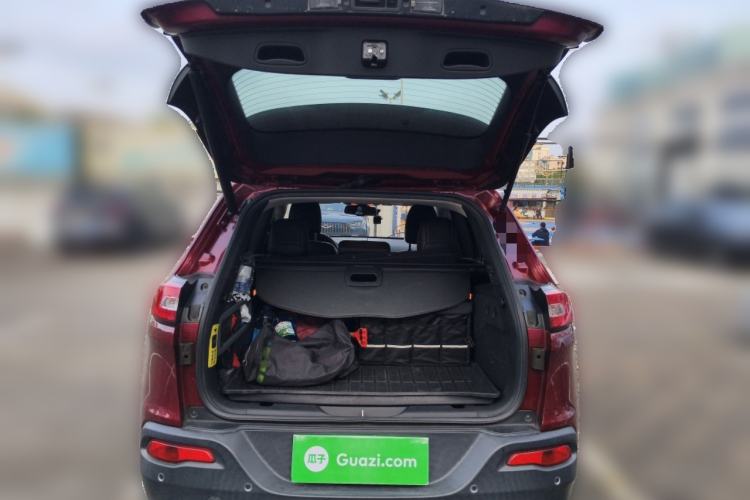 Used Jeep Cherokee 2016 2.4L Superior Edition
