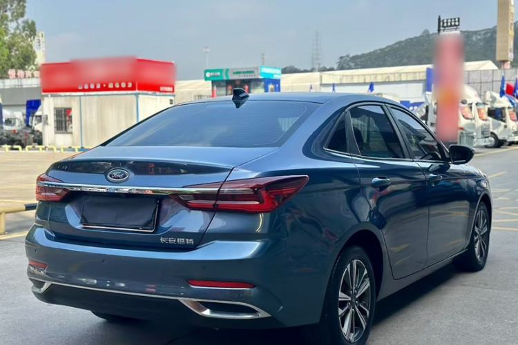 Used Ford Escort 2021 1.5L Automatic Diamond Edition Exterior 3