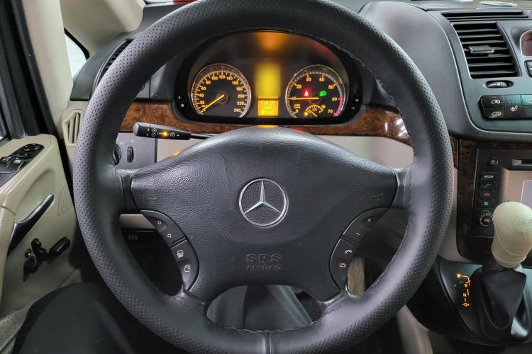 Used Mercedes-Benz Viano 2011 2.5L Navigator Edition Steering Wheel