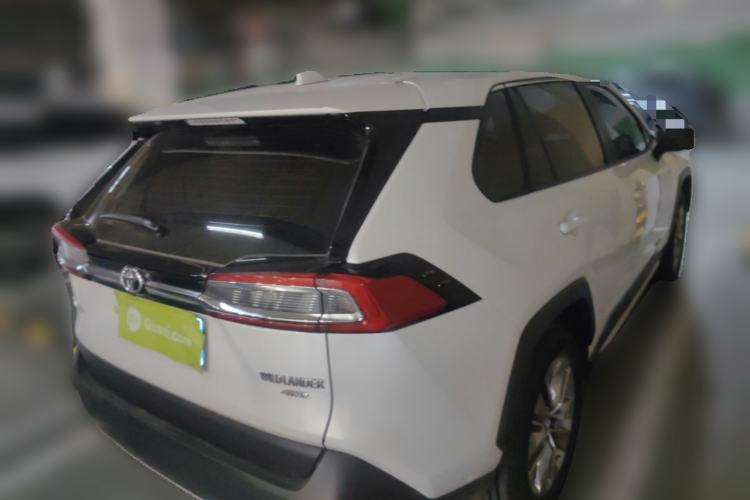 Used Toyota Wildlander 2021 2.0L CVT 4x4 Luxury Edition