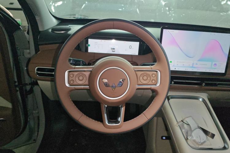 Used Wuling Bingo S 2025 Model 325km Deluxe Edition