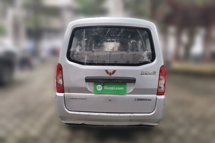 Used Wuling Rongguang 2011 1.2L Base Version
