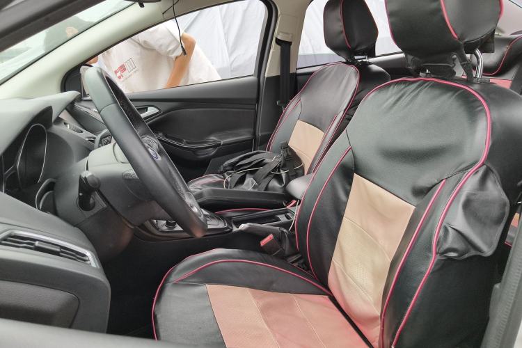 Used Ford Focus 2015 Sedan 1.6L Automatic Trend Model Left Front Seat