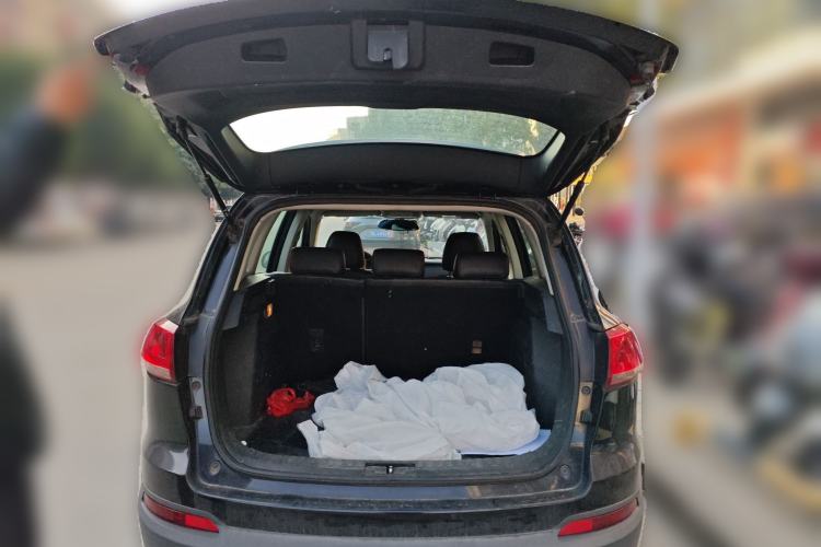 Used Zotye Domy X5 2015 1.5T Manual Luxury Model China V Standard
