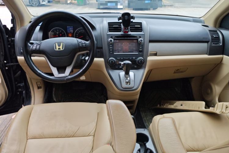 Used Honda CR-V 2010 2.4L automatic four-wheel drive luxury version Center Console