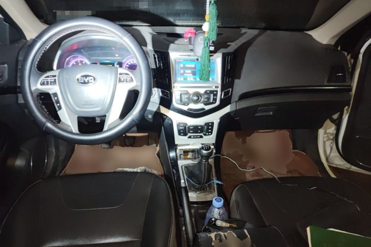 Used BYD Surui 2014 1.5L Manual Luxury Model