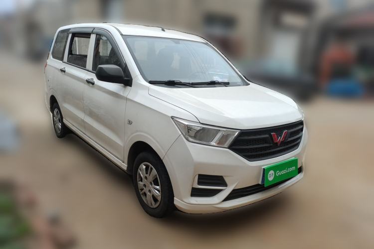 Used Wuling Hongguang 2019 1.5L S Basic Version China VI Standard LAR