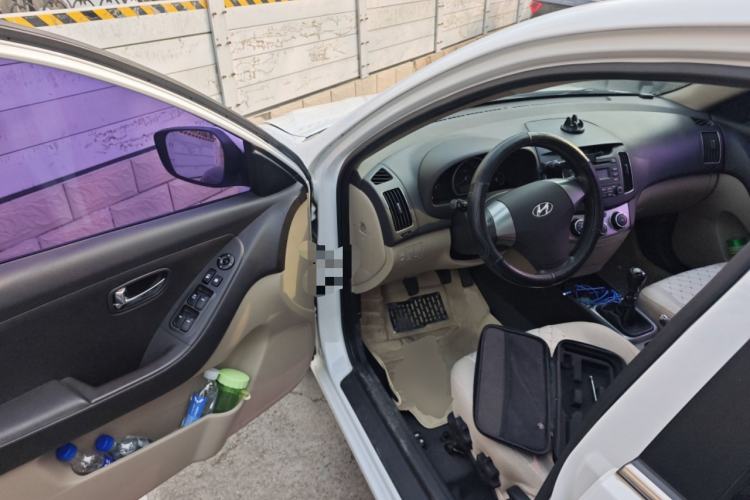 Used Hyundai Celesta 2011 1.6L Manual Luxury Model
