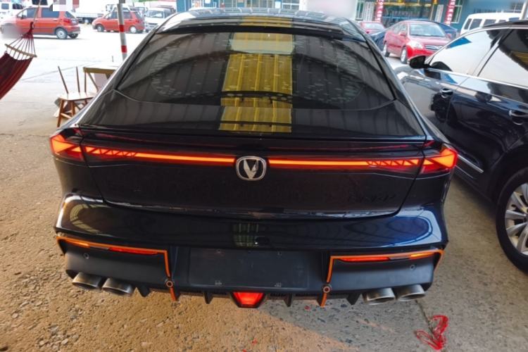 Used CHANGAN UNI-V 2023 2.0T Leading-Speed Edition Rear