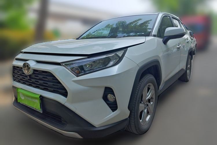 Used Toyota RAV4 2022 2.0L CVT Two-Wheel Drive Fashion Edition