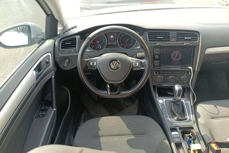 Used Volkswagen Golf Pure Electric 2020 Chari
