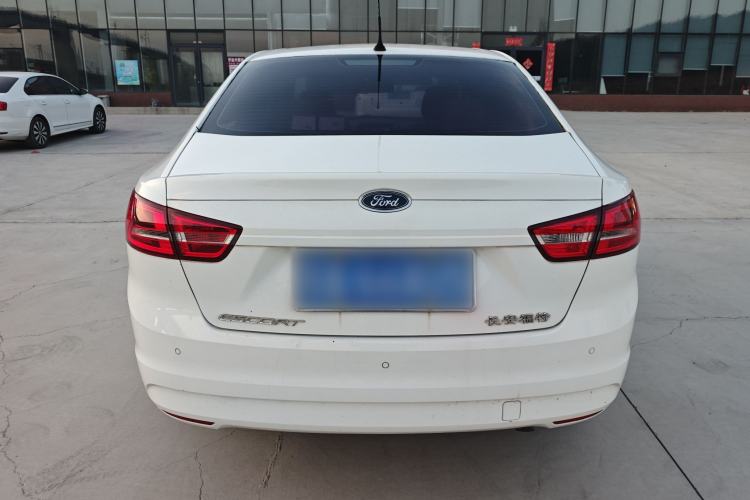 Used Ford Escort 2015 1.5L Manual Comfort Model