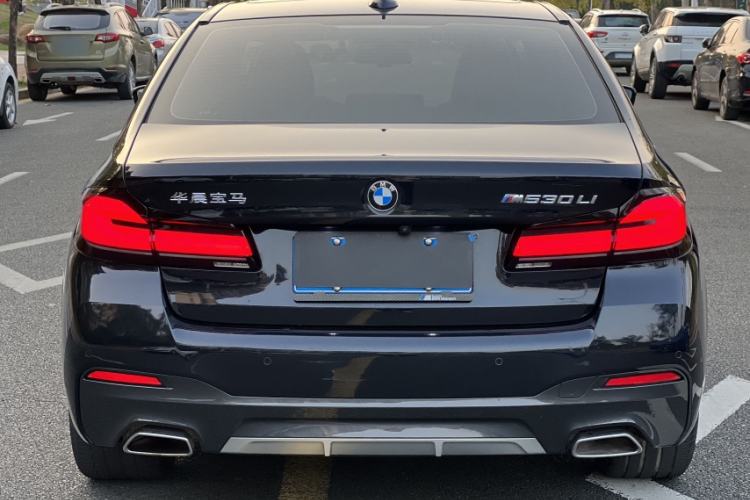 Used BMW 5 Series 2023 530Li Luxury Edition M Sport Package