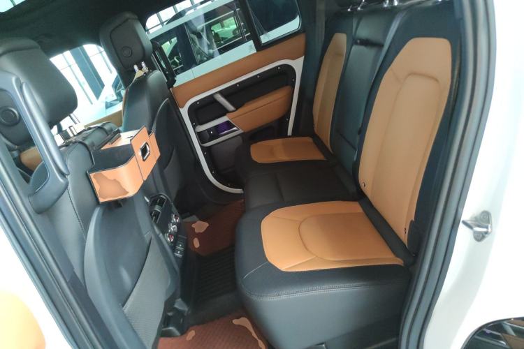 Used Land Rover Defender 2024 110 3.0T P400 X-DYNAMIC HSE
