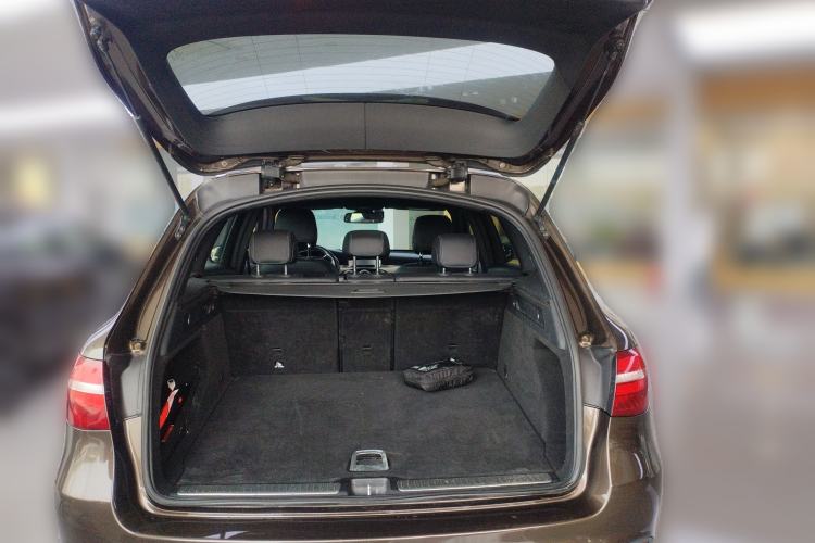 Used Mercedes-Benz GLC 2016 GLC 200 4MATIC Trunk