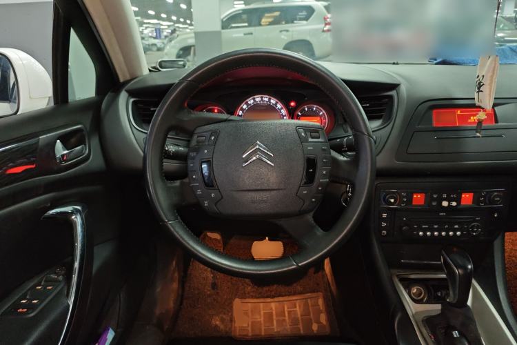 Used Citroen C5 2012 2.0L Automatic Luxury Edition Steering Wheel