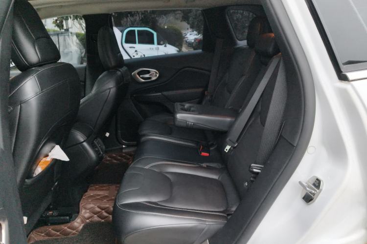 Used Jeep Cherokee 2016 2.4L Leading Edition