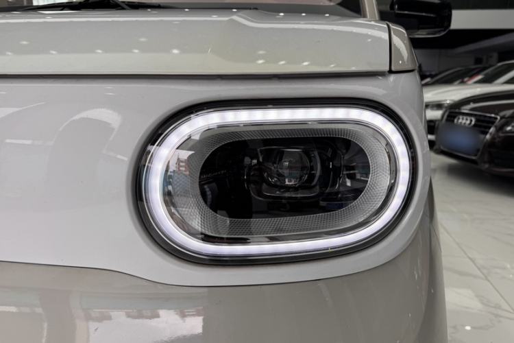 Used Wuling Hongguang MINIEV 2024 3rd Generation 215km Youth Edition Exterior 9