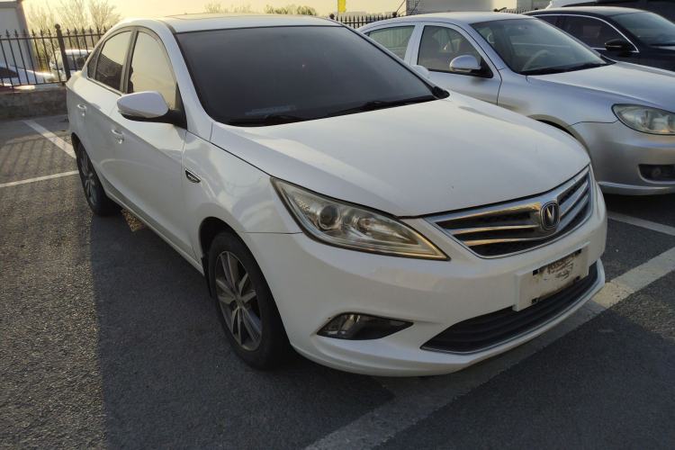 Used CHANGAN Eado 2015 1.6L Manual Luxury Model China V Standard Exterior 1