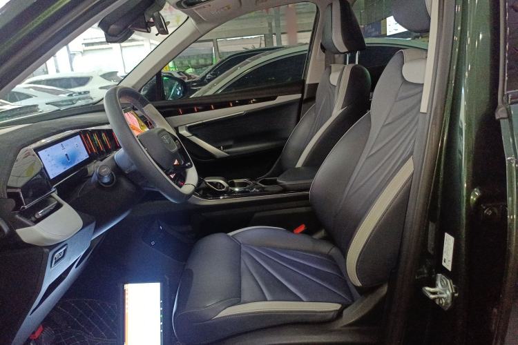 Used Geely Auto FX11 2023 1.5TD DCT Luxury Version
