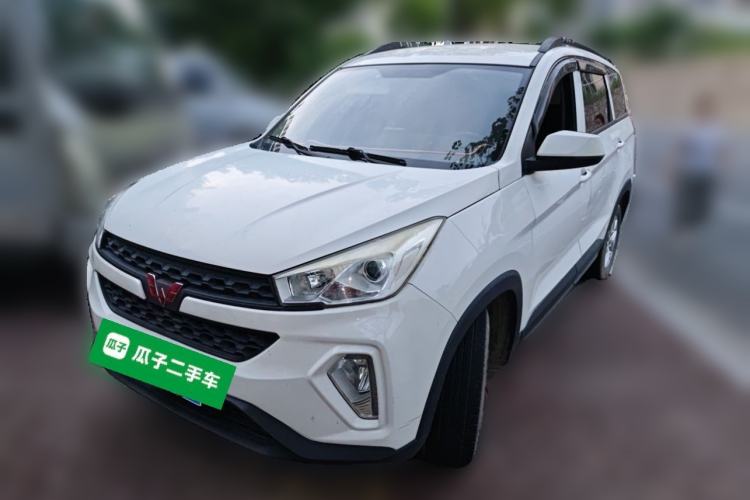 Used Wuling Hongguang S3 2018 1.5L Manual Standard Version China V Standard Guazi used car, China used car export, Used car for sale, Used cars, Cheapest cars for sale