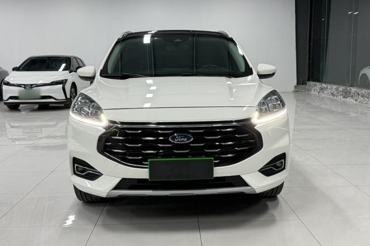 Used Ford Escape 2020 EcoBoost 245 Four-Wheel Drive Luxury Edition Exterior 4