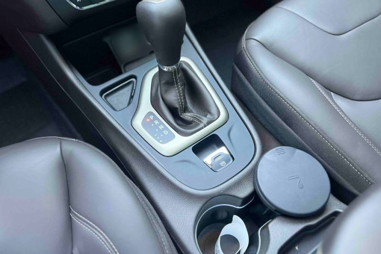 Used Jeep Cherokee 2016 2.0L Superior Edition