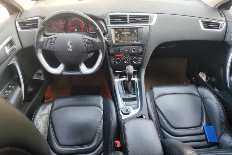 Used DS 6 2014 1.6T Luxury Edition THP160
