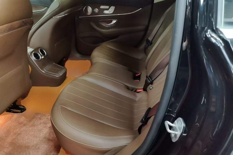 Used Mercedes-Benz E-Class 2022 Updated E 300 L Luxury Edition Left Rear Seat