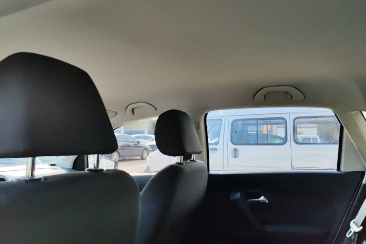 Used Volkswagen Polo 2016 1.4L Manual Fashion Model