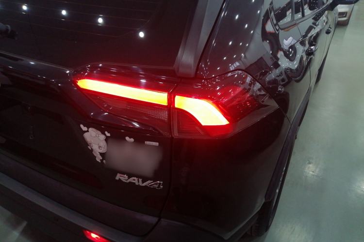 Used Toyota RAV4 2021 2.0L CVT Two-Wheel Drive Urban Edition
