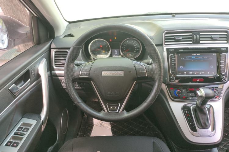 Used Haval M6 2017 1.5T Automatic Two-Wheel Drive Urban Model Steering Wheel