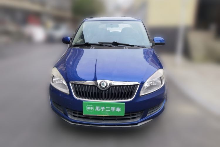 Used Skoda Fabia 2012 1.4L Automatic Crystal Edition
