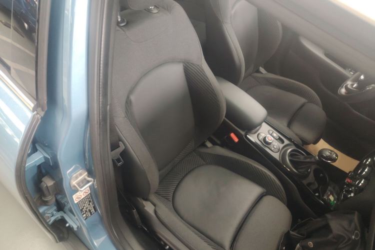 Used MINI Clubman 2016 Revised Version 1.5T COOPER Connoisseur Edition