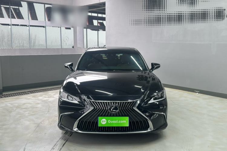 Used Lexus ES 2018 200 Excellence Edition China V Standard

