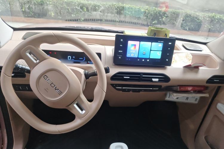 Used Geely Galaxy Panda 2024 Panda Mini 200km Longteng PRO Edition