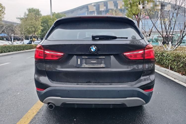 Used BMW X1 2016 sDrive18Li Luxury Model
