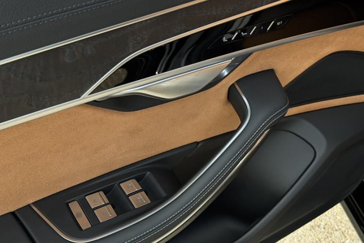 Used Audi A8 2024 A8L 50 TFSI quattro Prestige Edition
