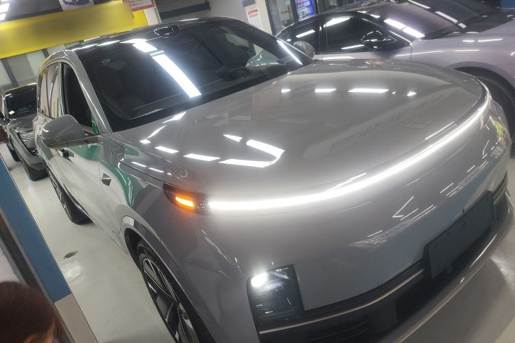 Used Li Auto L9 2025 Ultra Smart Refreshed Edition Front Right 45 Deg