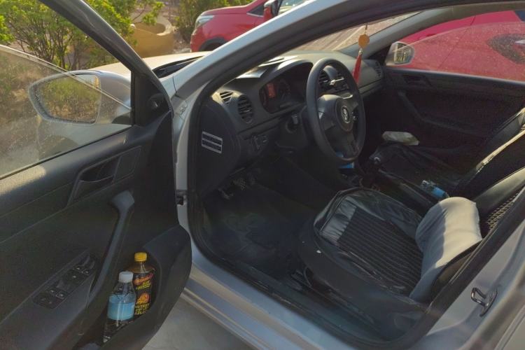 Used Volkswagen Jetta 2013 1.4L Manual Fashion Model