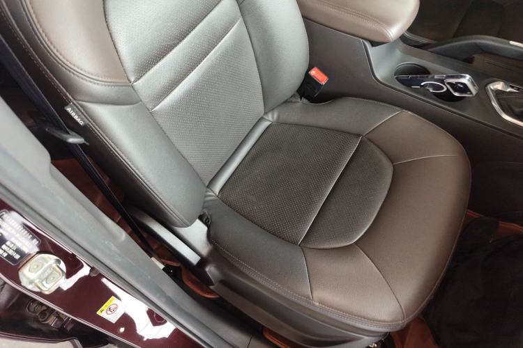 Used GAC Trumpchi GS4 2015 200T G-DCT Luxury Edition Right Front Seat