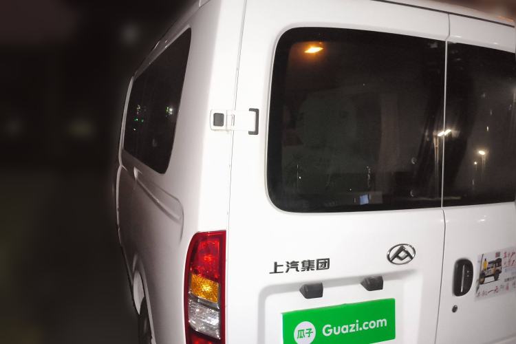 Used SAIC MAXUS Xintu V80 2023 2.0T Manual Classic Aoyuntong Short Wheelbase Ultra-Low Roof 7/8/9-Seater
