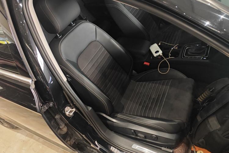 Used Volkswagen Magotan 2020 330TSI DSG Luxury Edition
