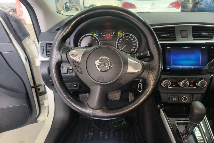 Used Nissan Sylphy 2019 Classic 1.6XL CVT Luxury Edition Steering Wheel