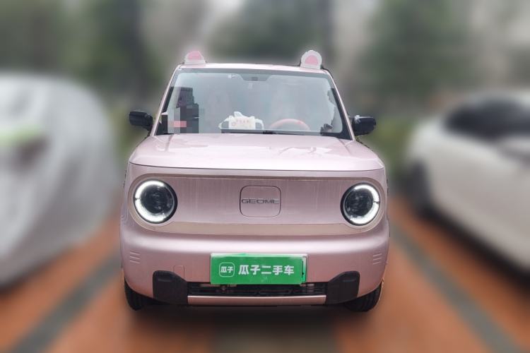 Used Geely Galaxy Panda 2023 Panda Mini 200km Endurance Bear
