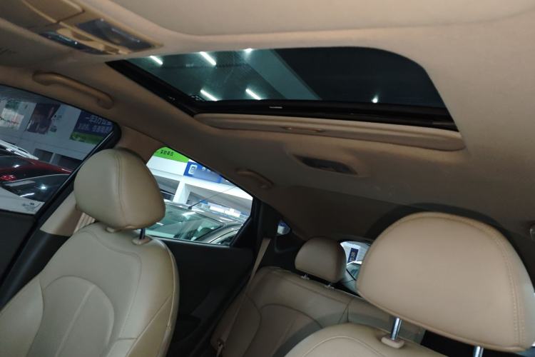 Used Hyundai ix35 2015 2.0L Automatic 2WD Smart Version China V Standard Headliner